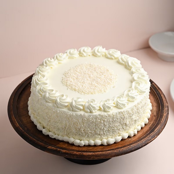 Delicious-white-forest-cake