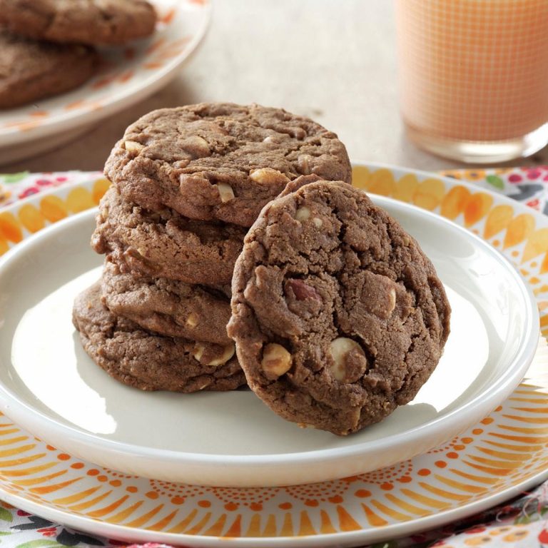 vegan-trail-mix-cookies-stacked-10